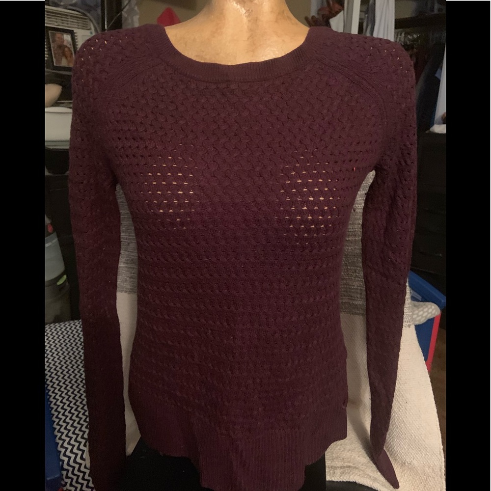American Eagle knit sweater
